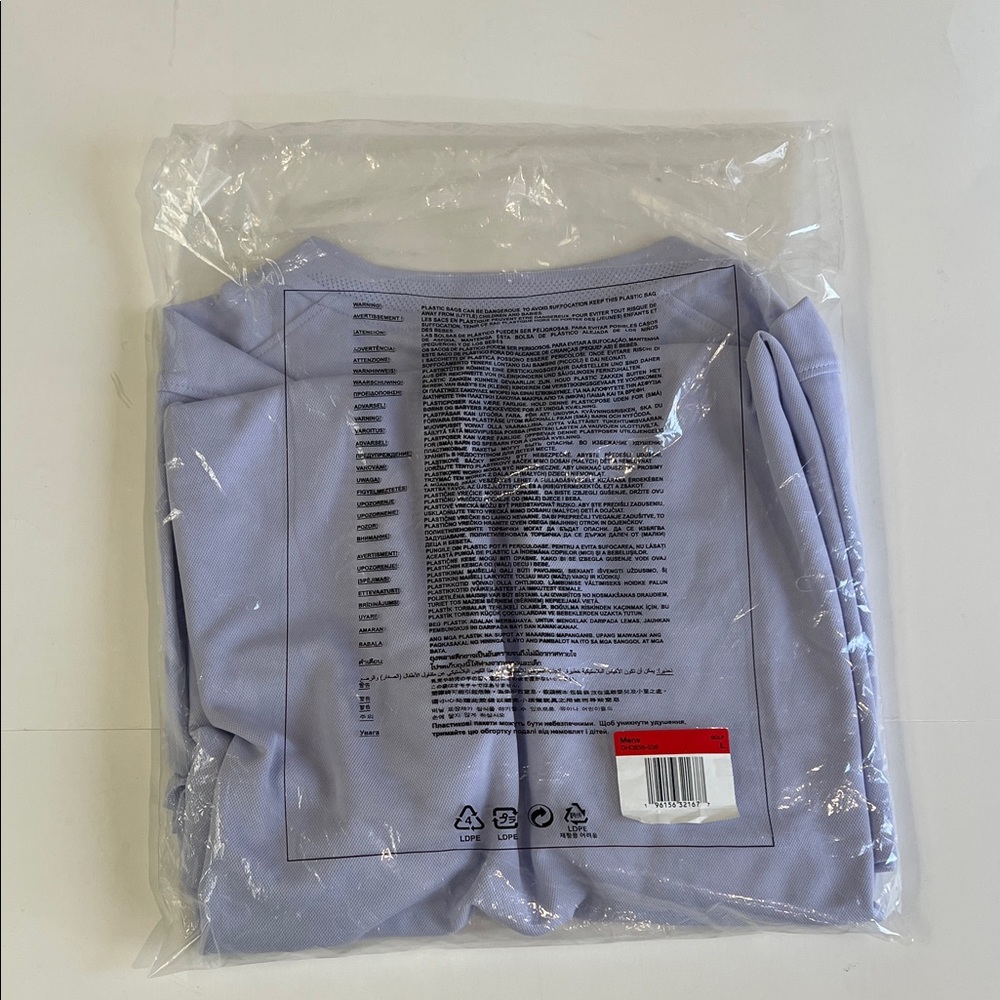 New Nike Men's Polo Shirt in size large - Picture 6 of 6